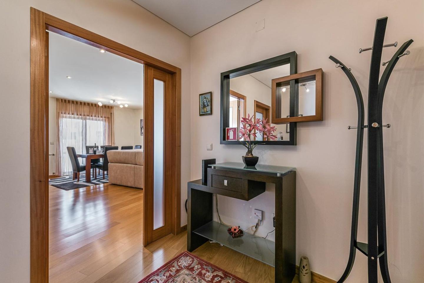 Guestready - Luxe Living By The Pool Apartment Povoa de Varzim Bagian luar foto